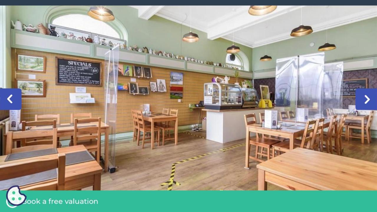 Portland House Hotel Llandrindod Wells Bagian luar foto