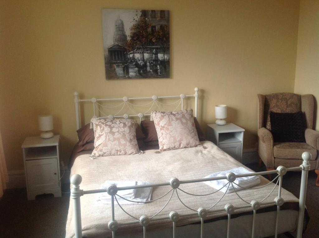 Portland House Hotel Llandrindod Wells Bagian luar foto